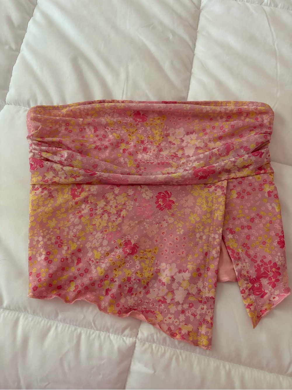 SHEIN Pink Floral Strapless Wrap Top